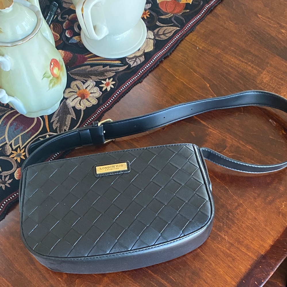 London Fog Black Woven Crossbody with Gold Logo Plate
